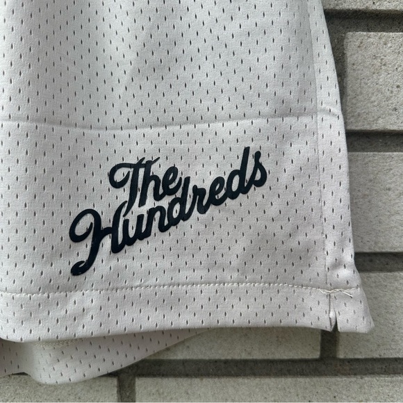 The Hundreds Retro Mesh Shorts M Khaki Beige Basketball Streetwear New NWT - Picture 5 of 11